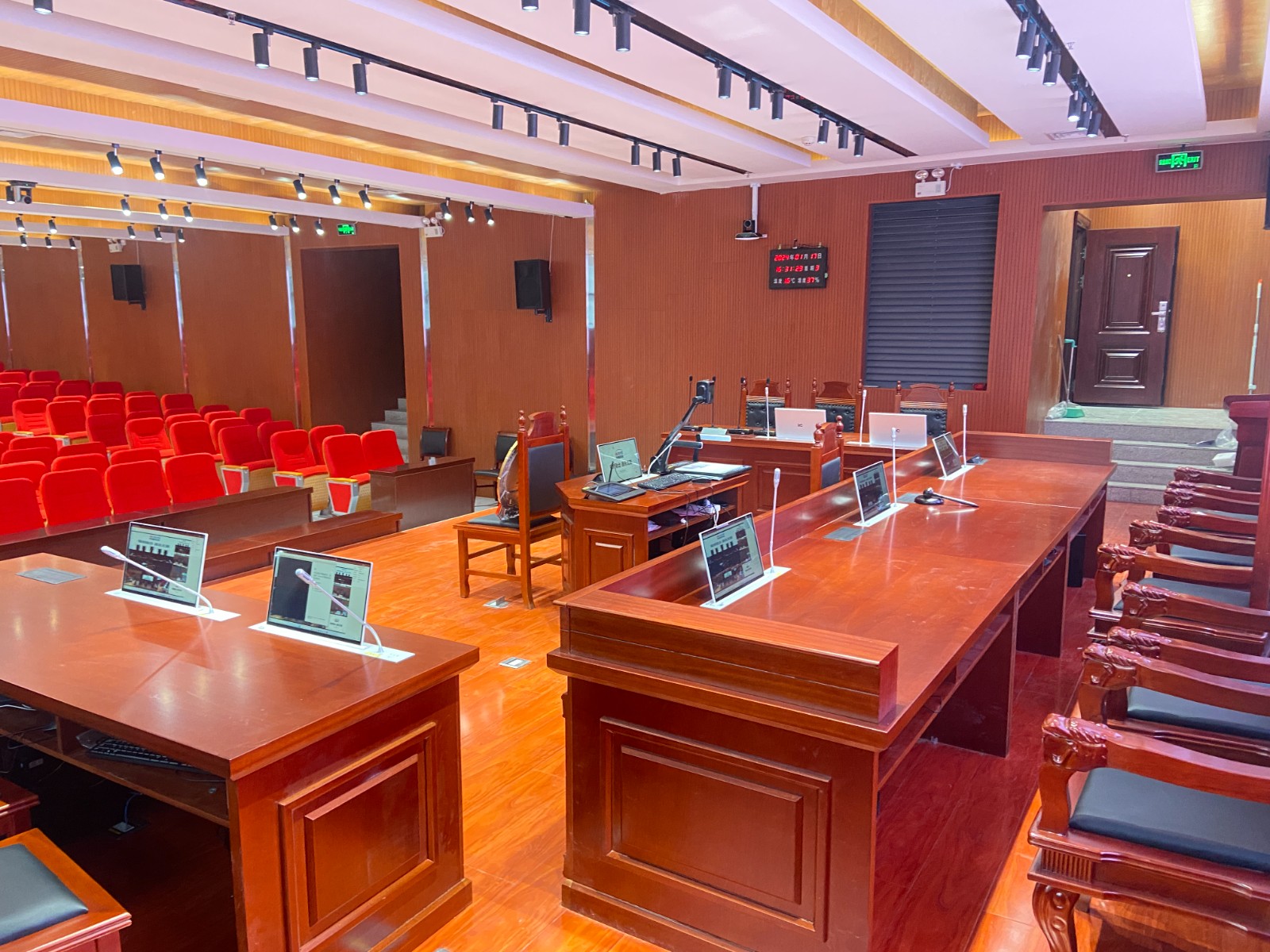 1706090297385349.jpg 1706090297385349.jpg